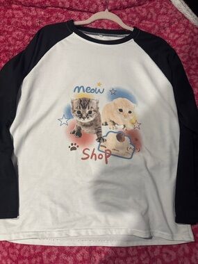 Black and white oversized pullover from Amazon, cat graphic, 2